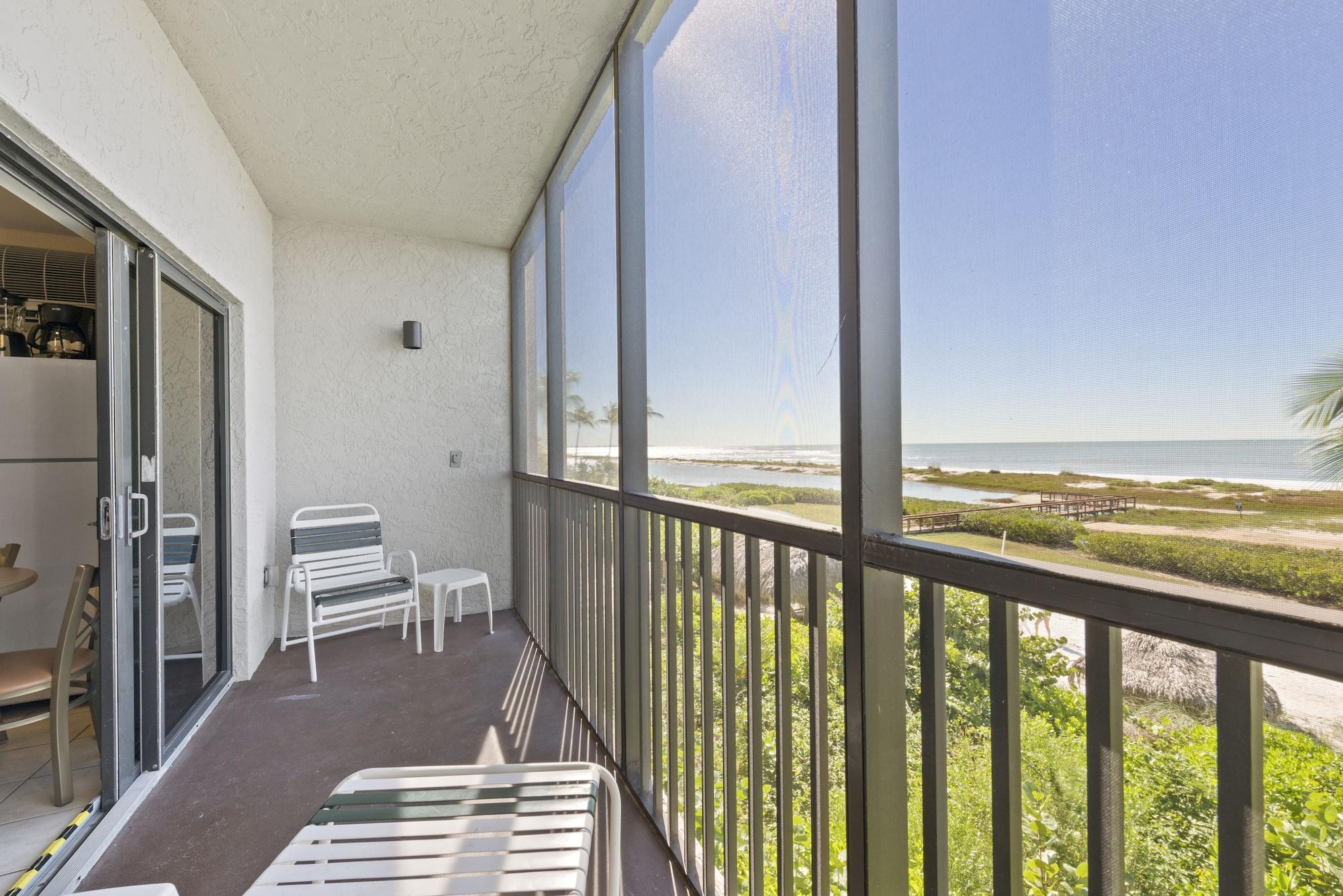 Caribbean Beach Club Fort Myers Beach Exterior photo